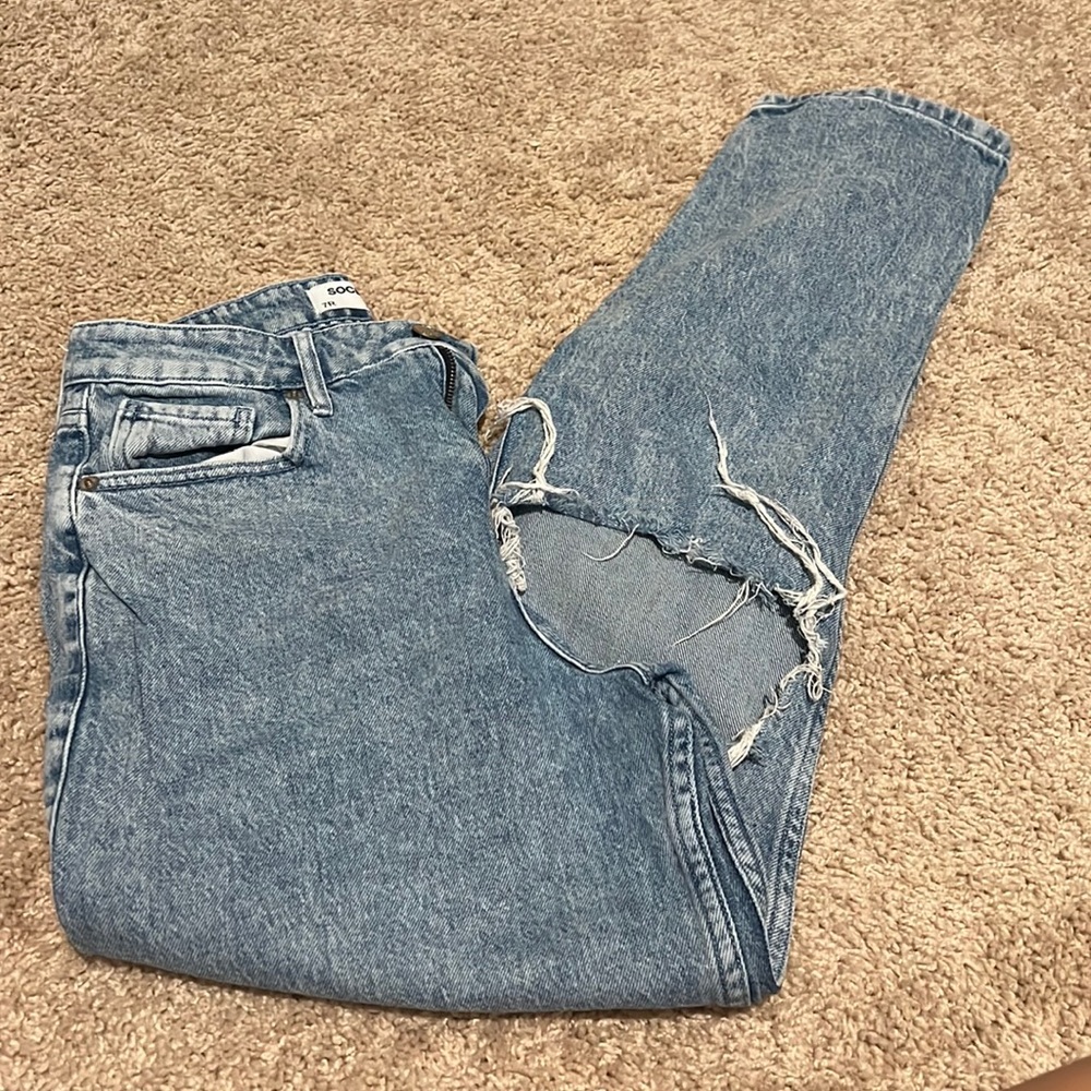 Social Tourist - Hollister Jeans